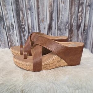 Comfortiva Brown Wedge Sandals Size 8 NEW